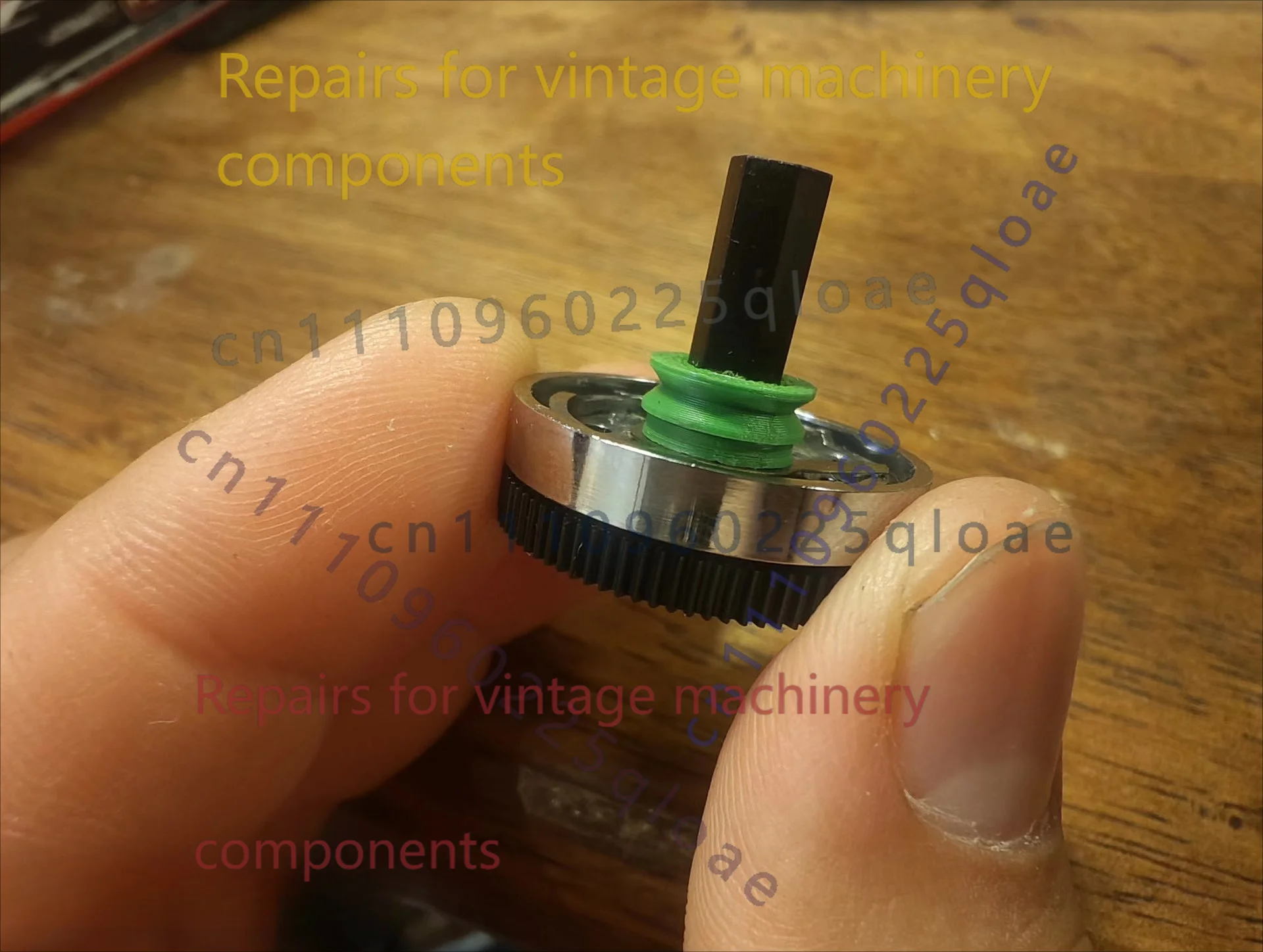 لوحة ضغط كلاتش فينتاج بومبوكس  - مراجعة Vintage Radio Repair وسعره