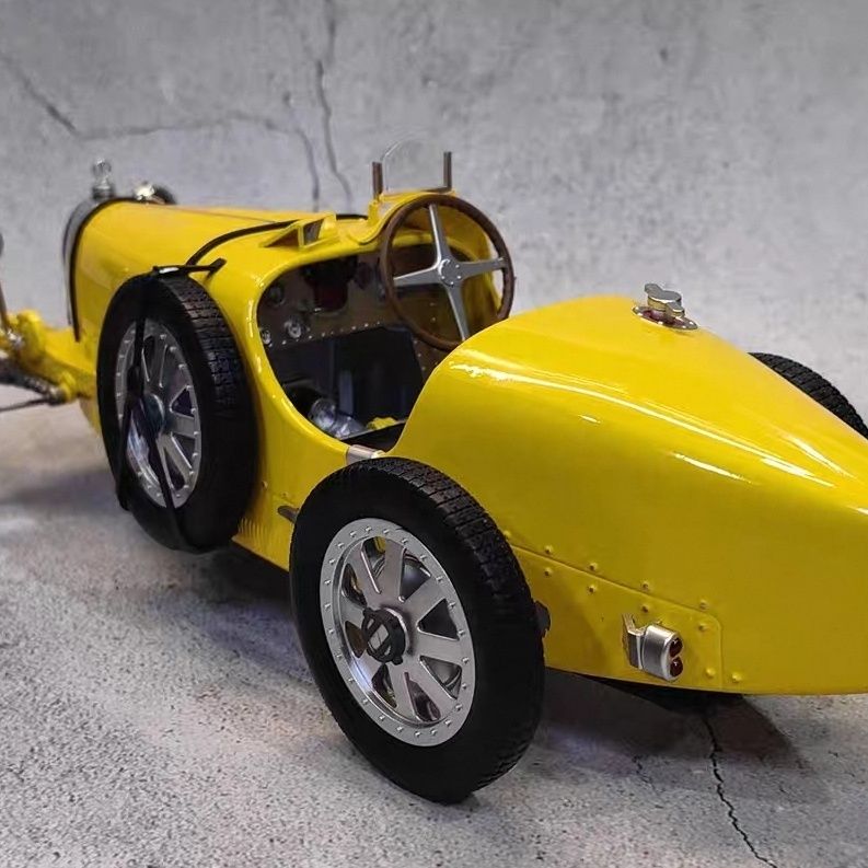 نموذج سيارة بوجاتي T35 الكلاسي - مراجعة Vintage Collectibles Toys وسعره